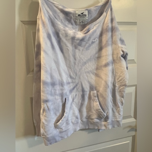 Hollister Off Shoulder Tie Dye Crewneck - Picture 4 of 4